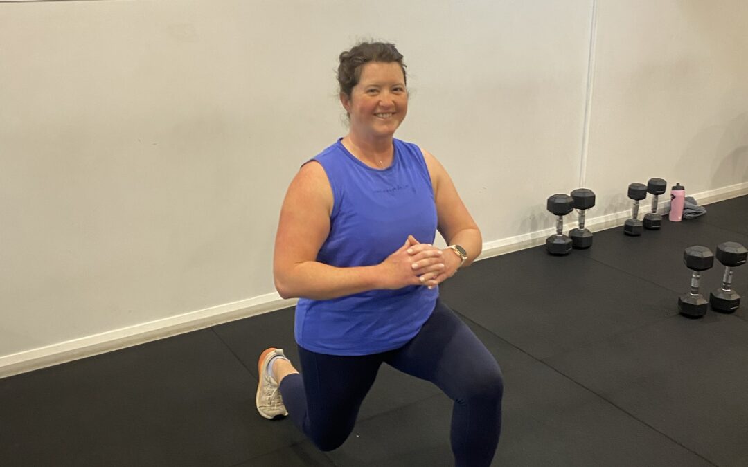 Training With a Sore Lower Back: When to Keep Moving and When to Stop